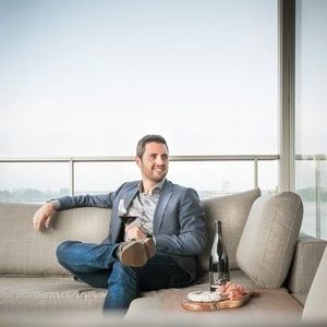 Meet your Posher, Alex